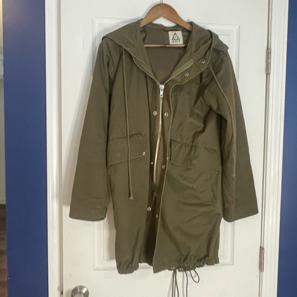 UNIF Women's Army Green Jacket Medium - Picture 3 of 5